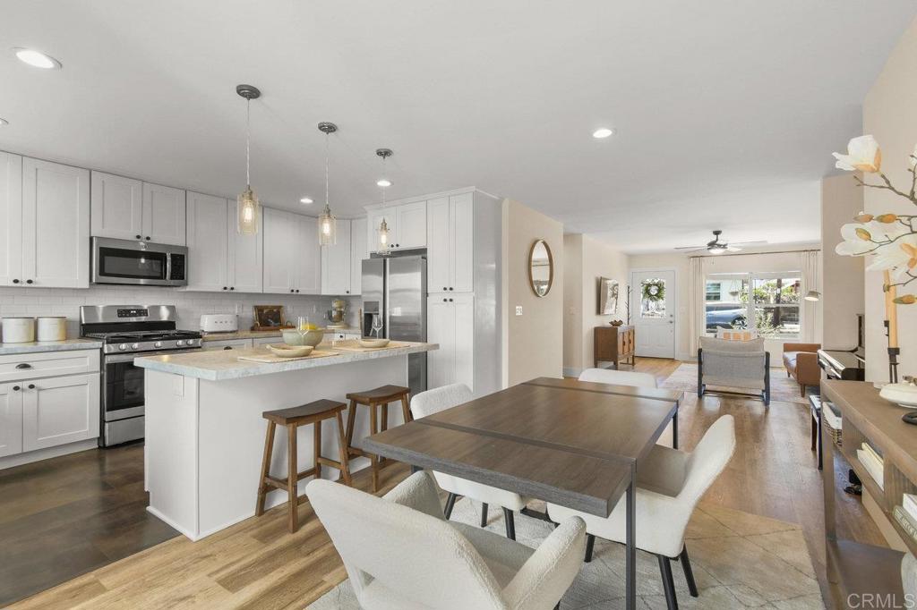 3585 Redwood Street