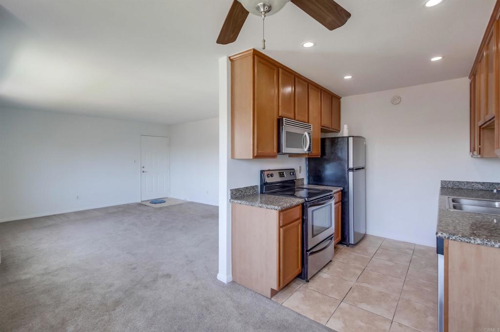 527 E Madison Ave 95 Property Photo 1