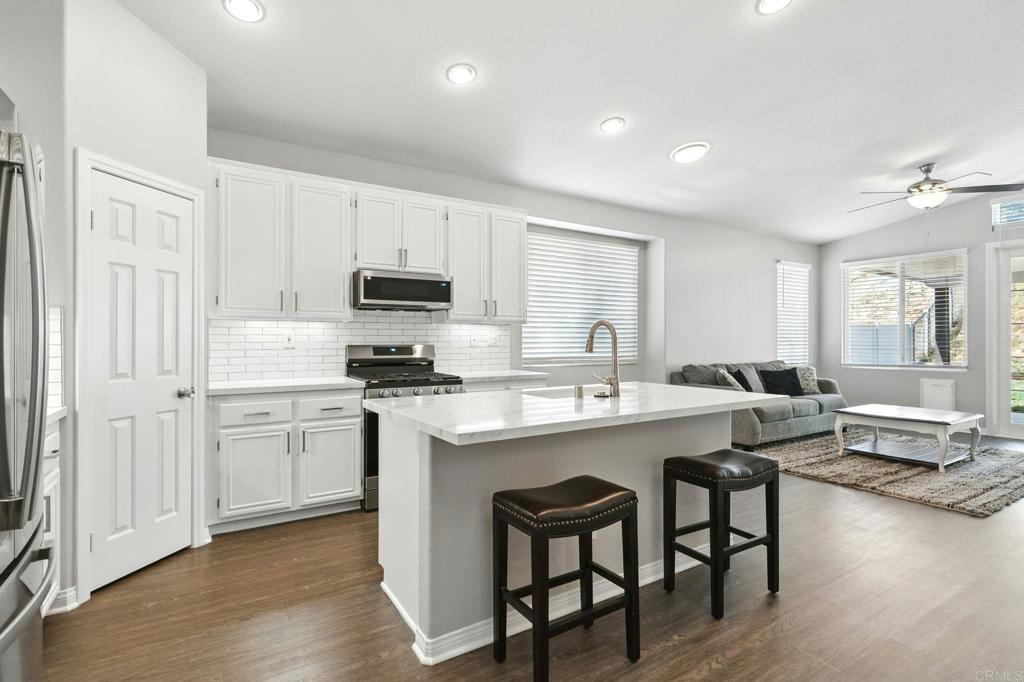 46076 Via La Colorada Property Photo 1