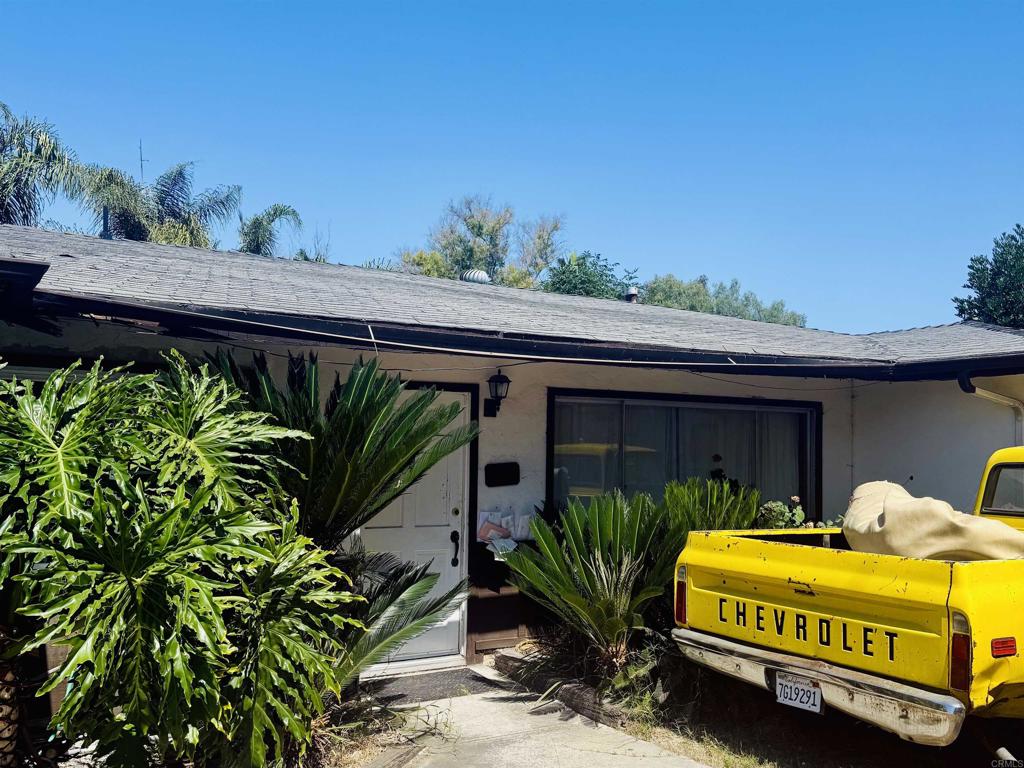 1862 Washington Street Property Photo 1