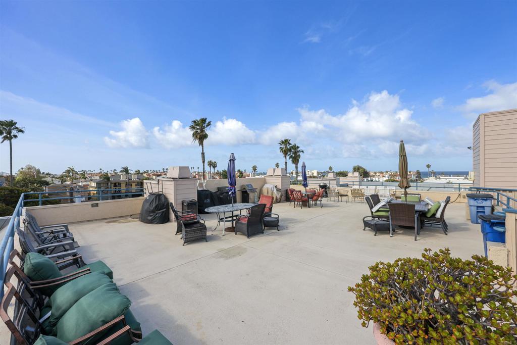 270 Dahlia Avenue 7