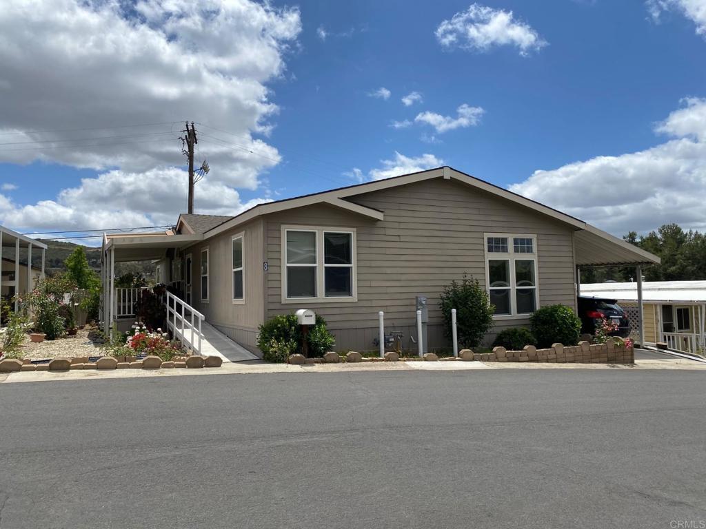 13300 Los Coches Rd E #8 Property Photo