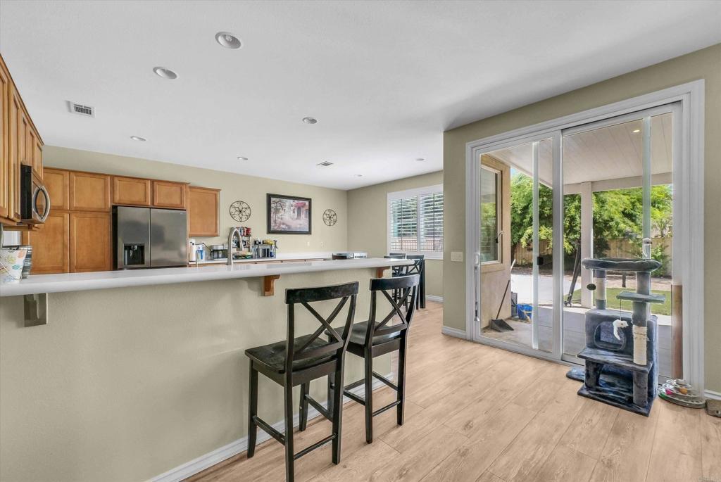 34233 Toyon Court Property Photo 11