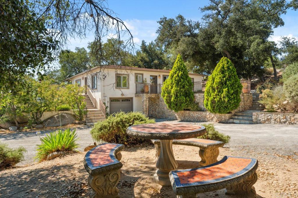 1480 Round Potrero Rd Property Photo 1