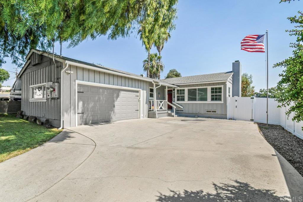 8271 Lincoln St Property Photo 1