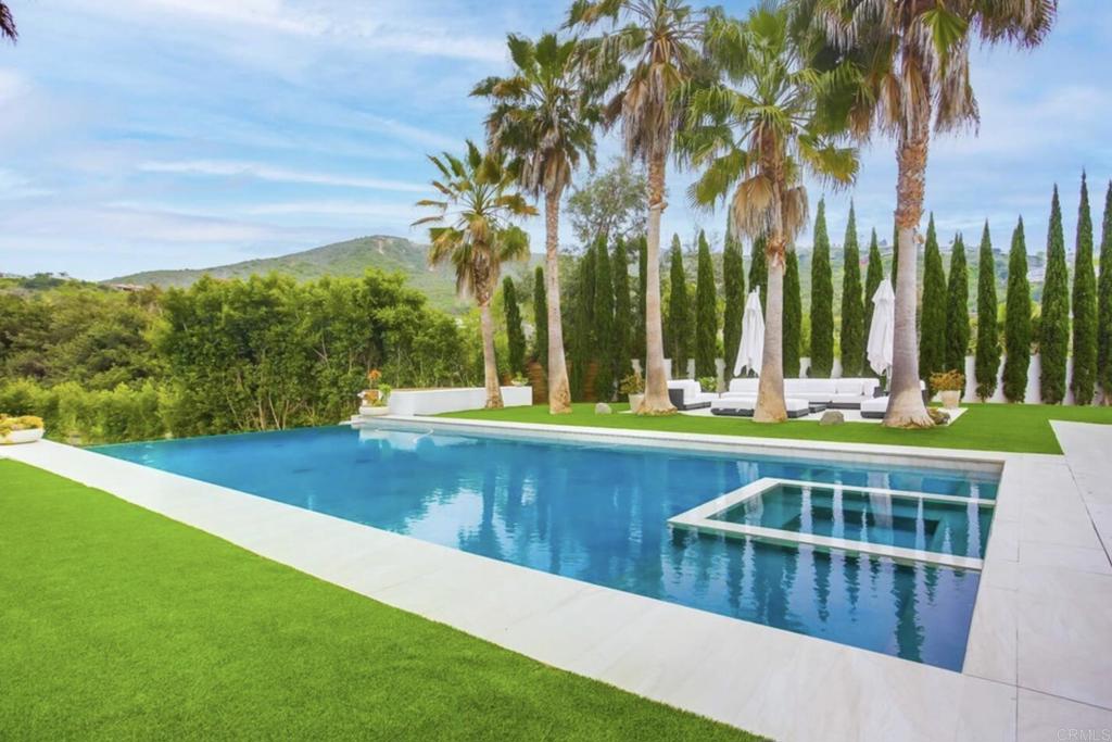 7713 Esterel Dr Property Photo 1