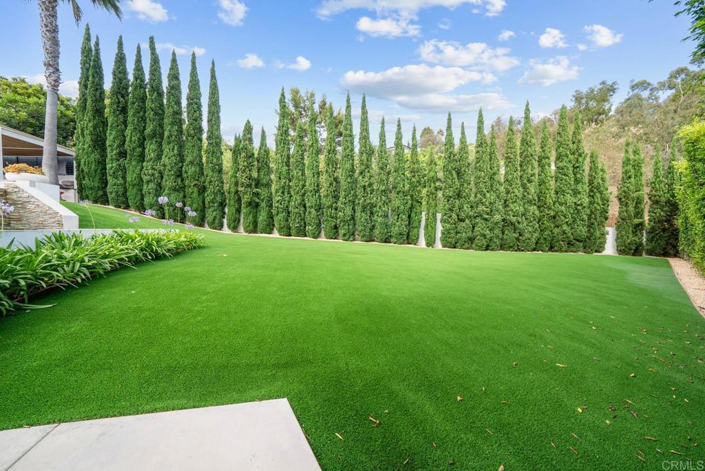 7713 Esterel Dr Property Photo 6