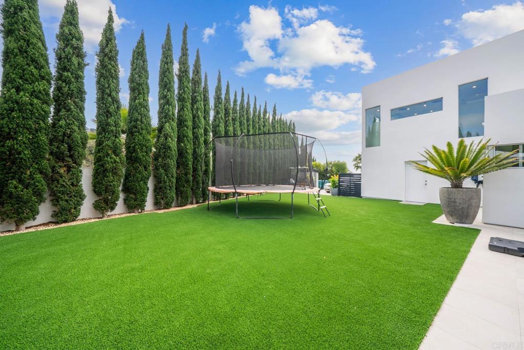 7713 Esterel Dr Property Photo 11