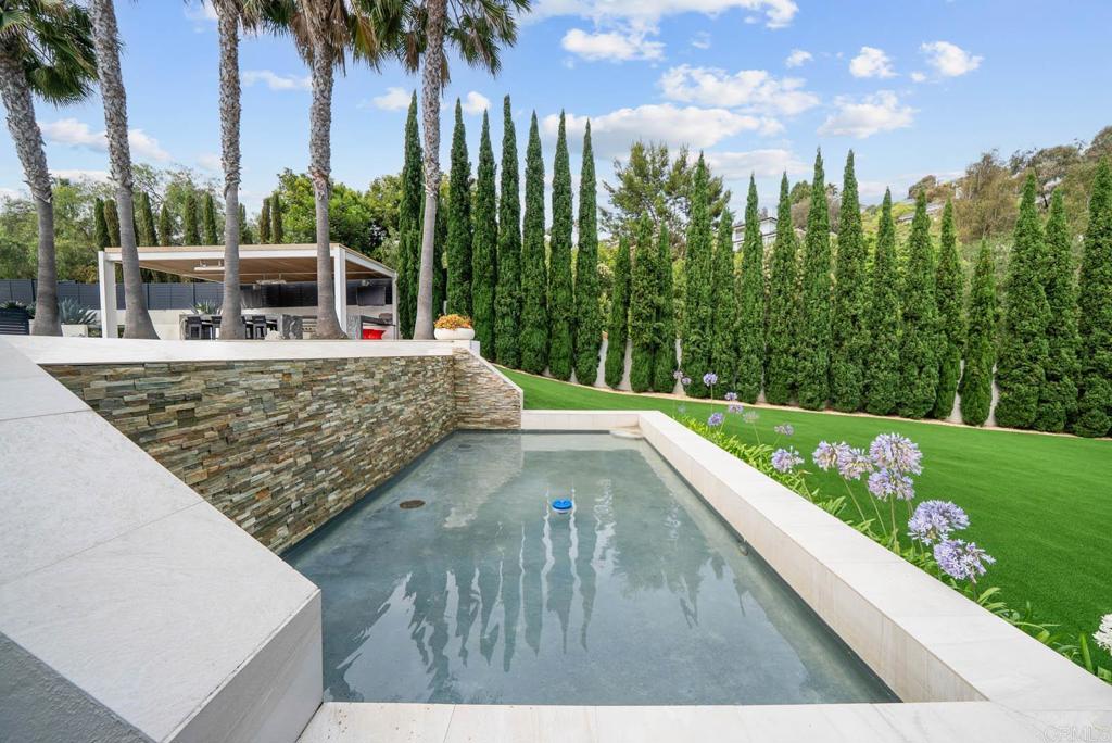 7713 Esterel Dr Property Photo 12