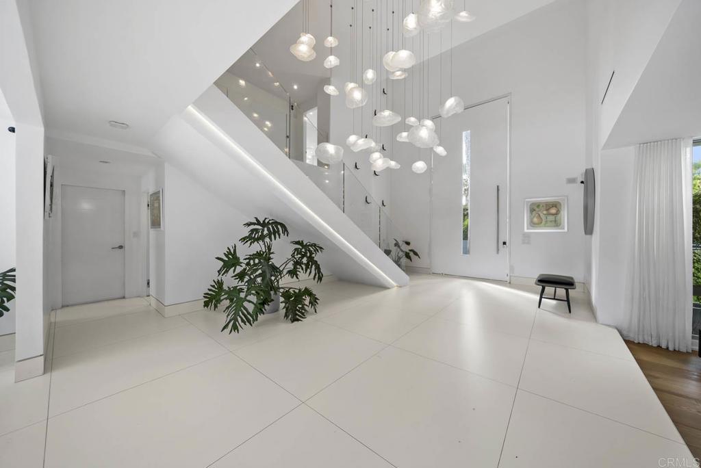 7713 Esterel Dr Property Photo 13