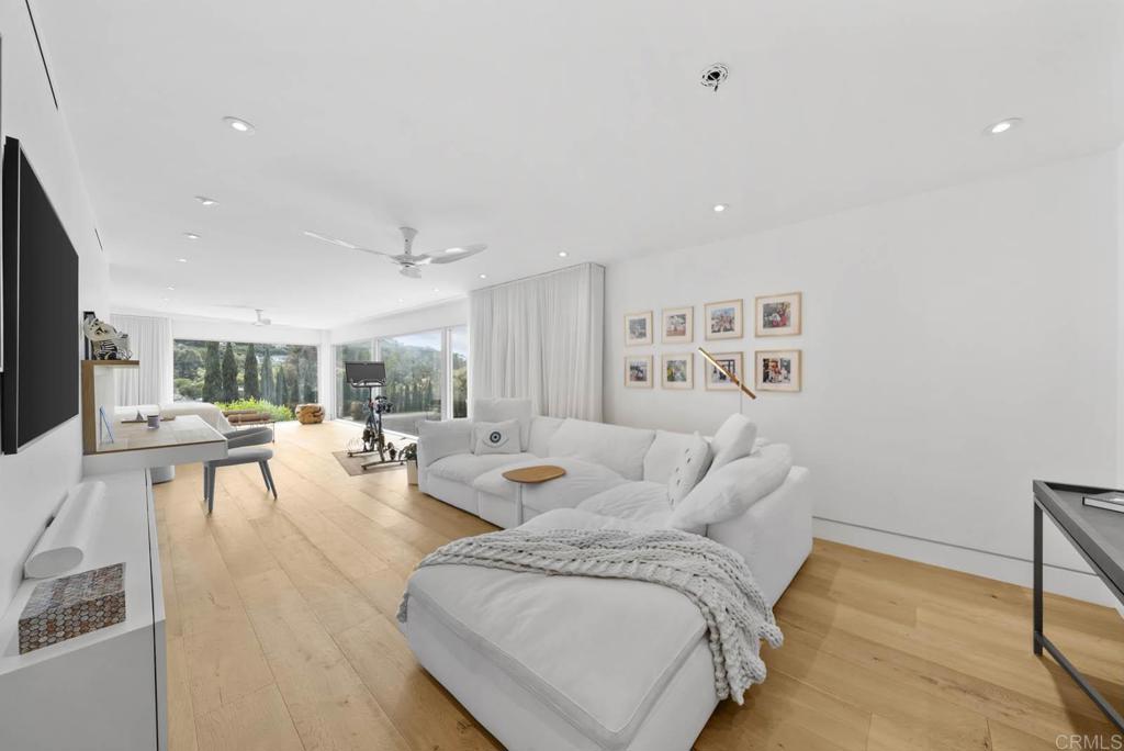 7713 Esterel Dr Property Photo 24