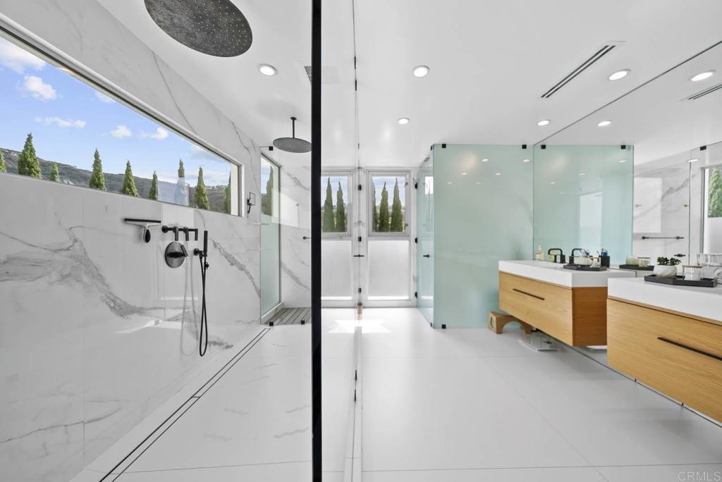 7713 Esterel Dr Property Photo 28