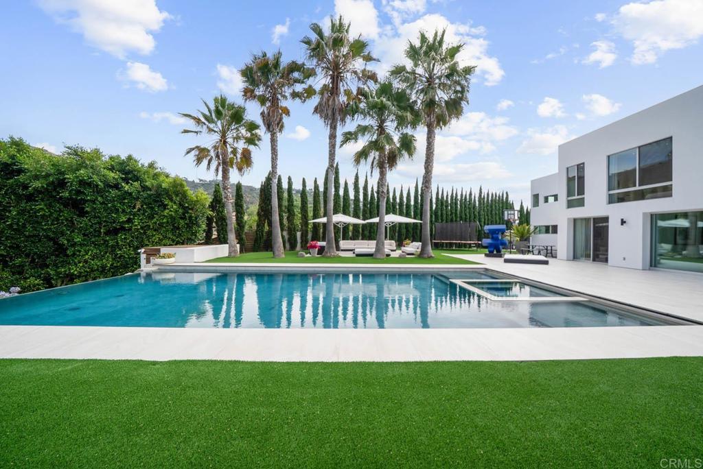 7713 Esterel Dr Property Photo 36