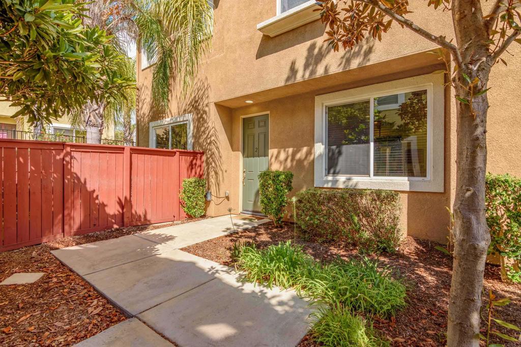 27494 Hazelhurst Street 2 Property Photo 4