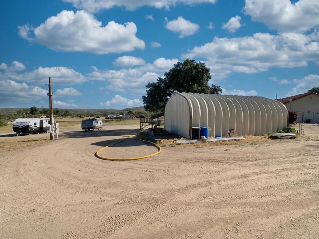 38058 Highway 94 Property Photo 42