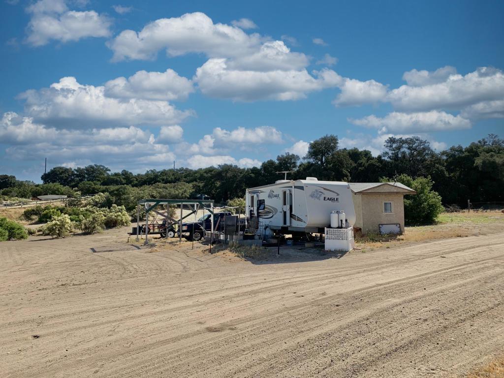 38058 Highway 94 Property Photo 44