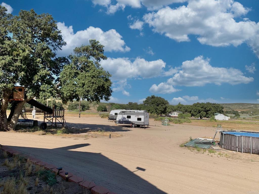 38058 Highway 94 Property Photo 45