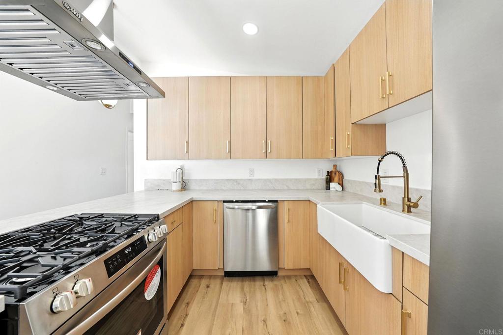 1158 Oasis Ave Property Photo 7