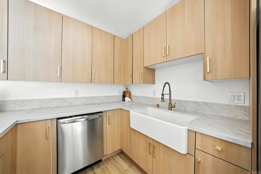 1158 Oasis Ave Property Photo 8