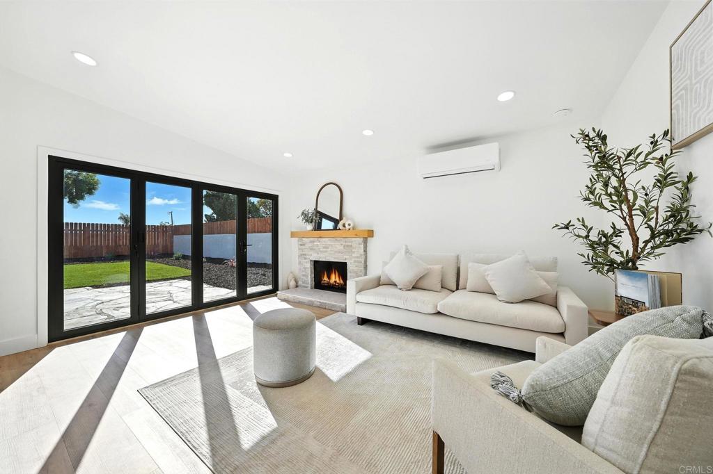 1158 Oasis Ave Property Photo 20