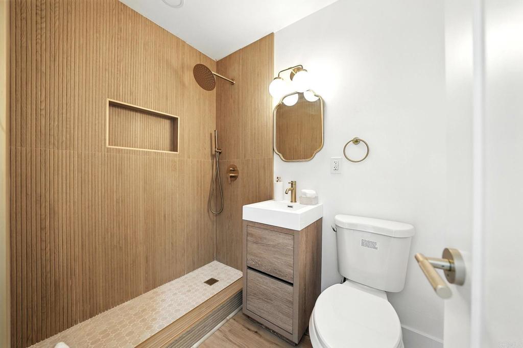 1158 Oasis Ave Property Photo 26