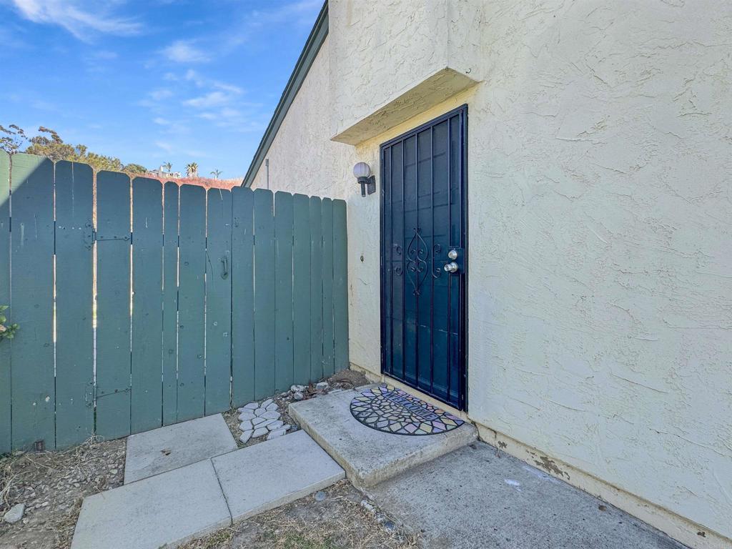 1937 Terracina Circle Property Photo 1