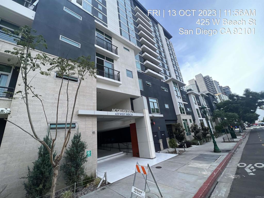 425 W Beech Street 223 Property Photo 1
