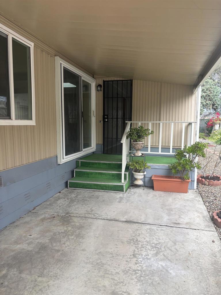 4808 1/2 Old Cliffs Road Property Photo 24