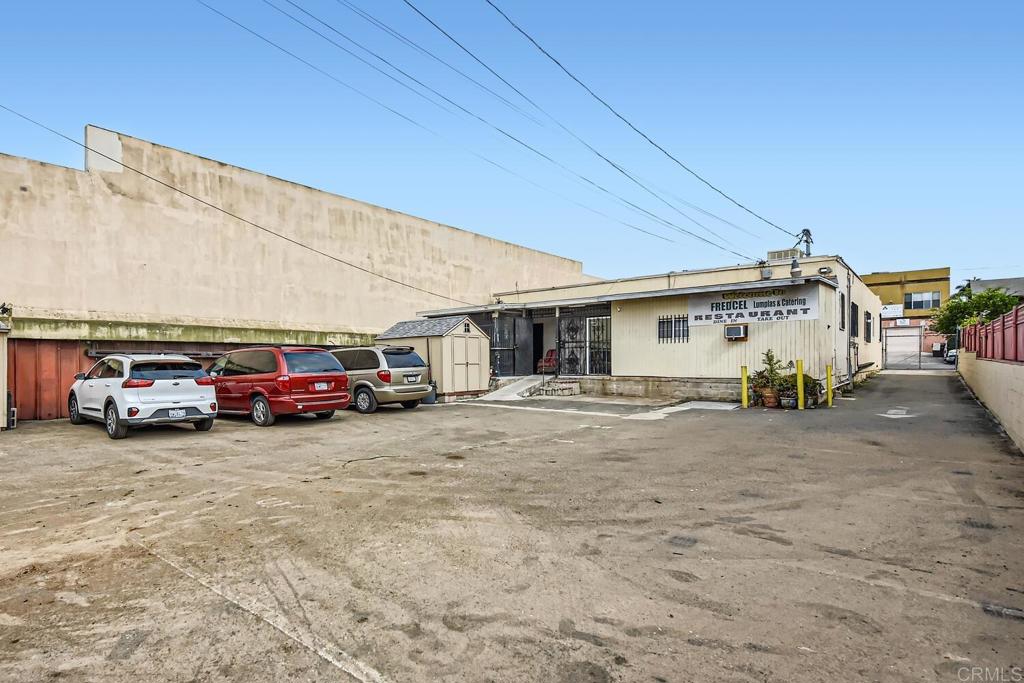 3876 38th Street Property Photo 5