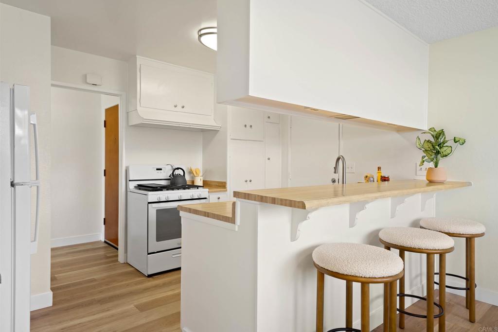 484 Hale Street Property Photo 6