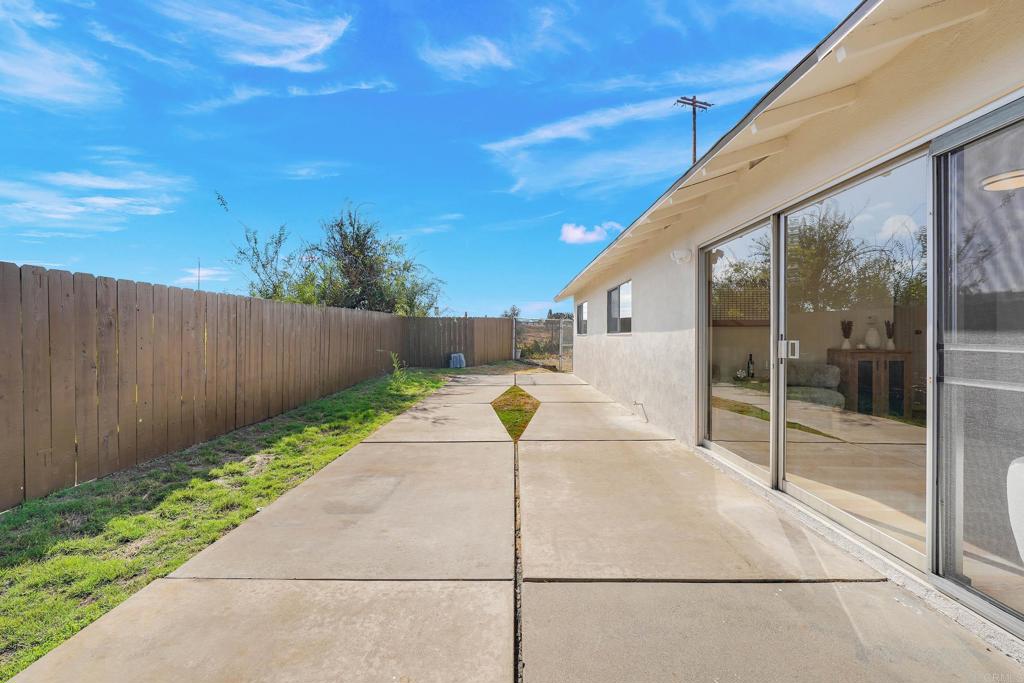 484 Hale Street Property Photo 27