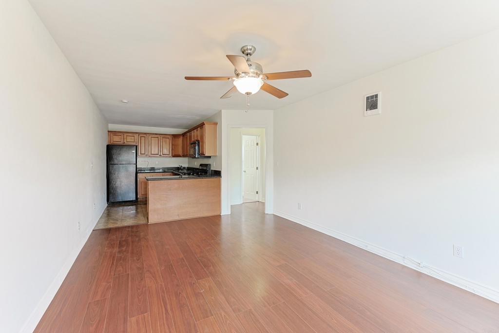 4654 33rd 28 Property Photo 4