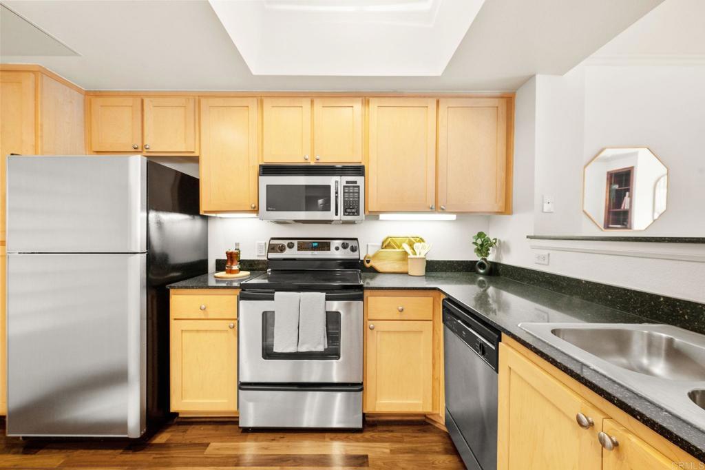 2400 5th Avenue 133 Property Photo 4