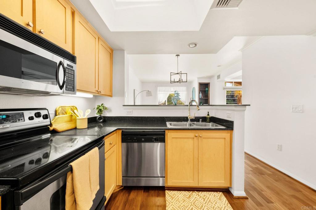 2400 5th Avenue 133 Property Photo 6