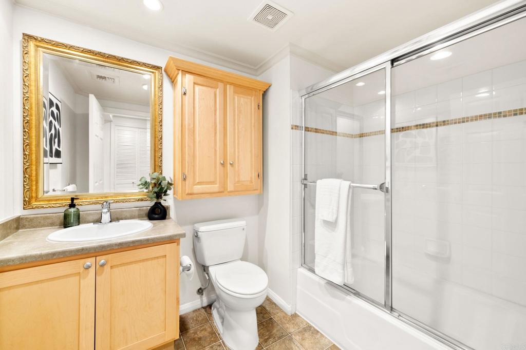 2400 5th Avenue 133 Property Photo 14