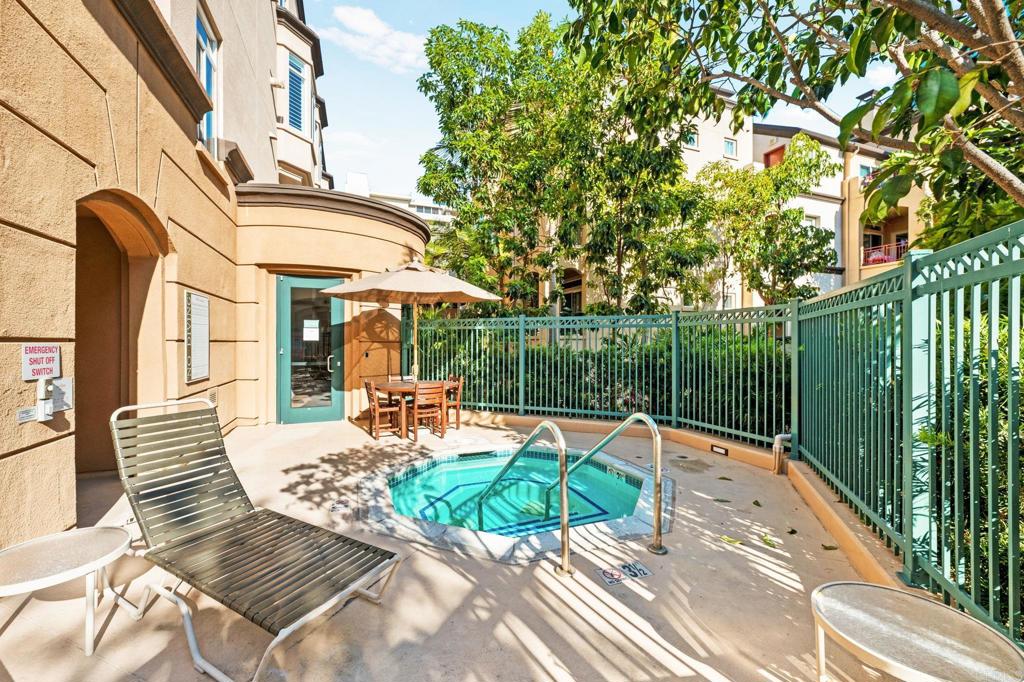 2400 5th Avenue 133 Property Photo 27