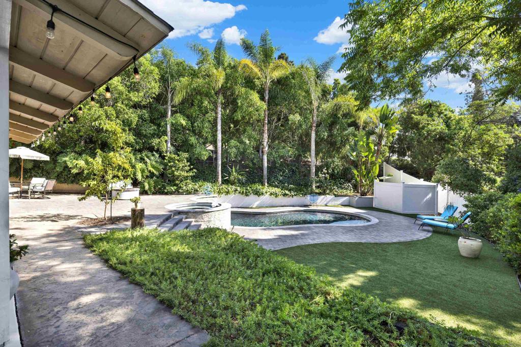 9399 Carmichael Drive Property Photo 3