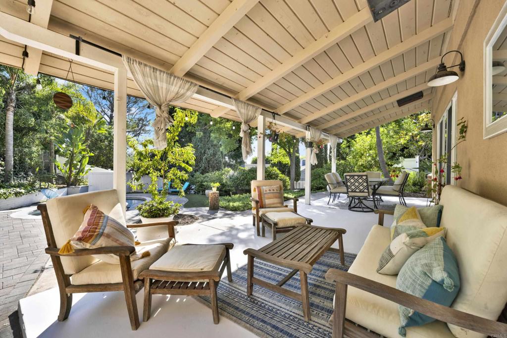 9399 Carmichael Drive Property Photo 4