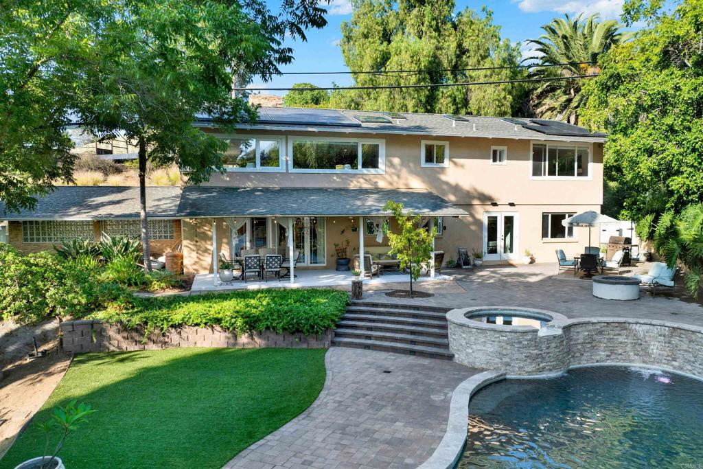 9399 Carmichael Drive Property Photo 5