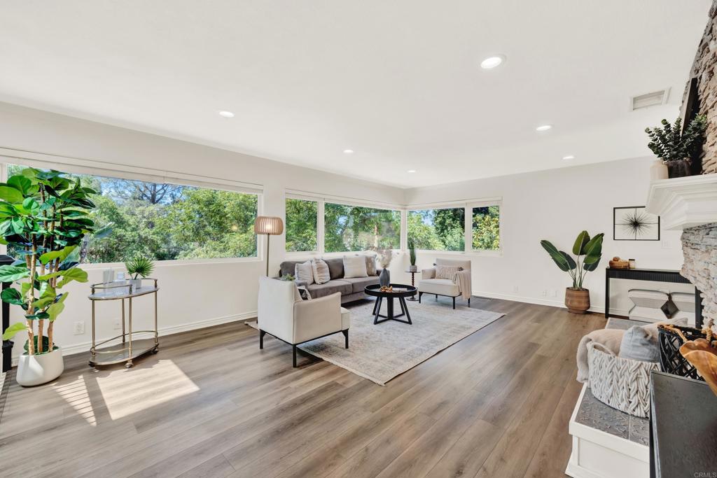 9399 Carmichael Drive Property Photo 11