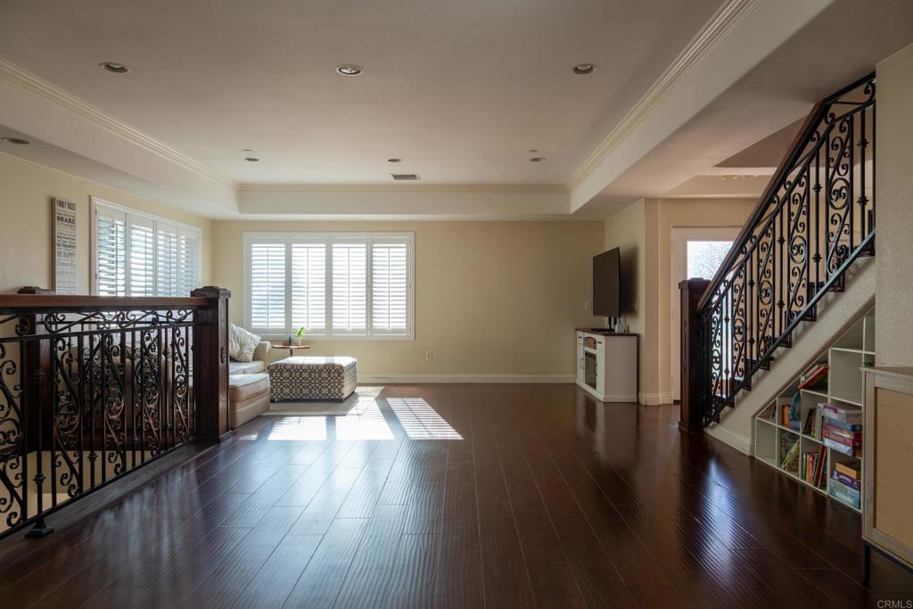 1657 Coronado Avenue Property Photo 4