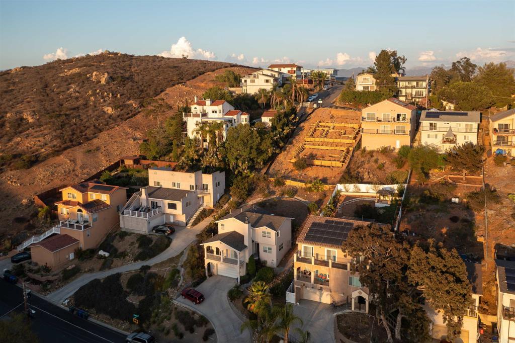 1657 Coronado Avenue Property Photo 41