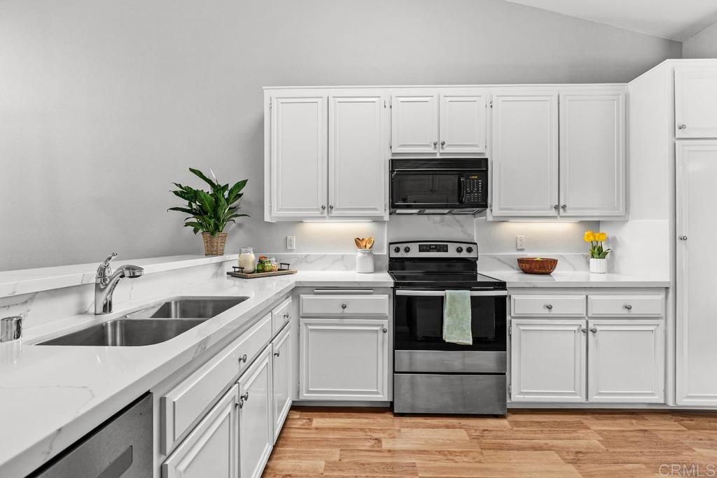 17842 Avenida Cordillera #30 Property Photo 7