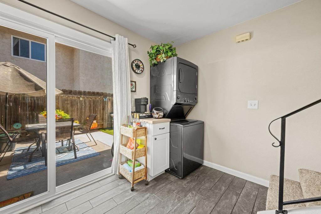 10323 Restful Ct Property Photo 5