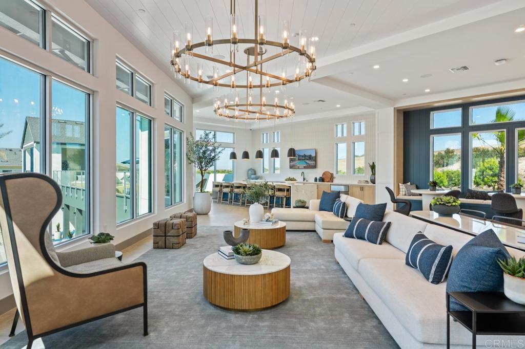 2010 Avenida Senna 2 Property Photo 6