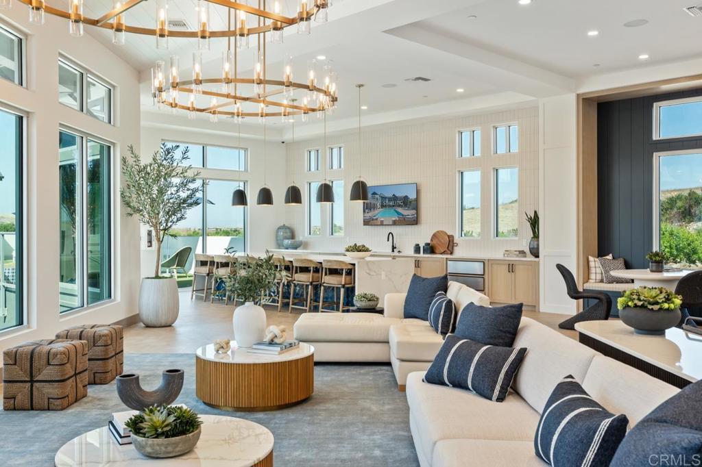 2010 Avenida Senna 2 Property Photo 7