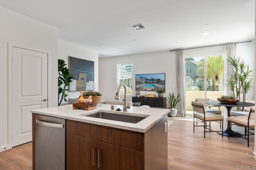 2010 Avenida Senna 2 Property Photo 44