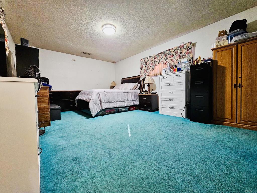 3333 Delta Avenue Property Photo 24