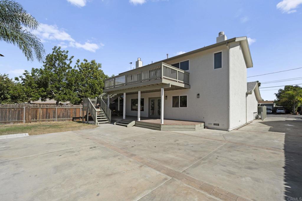 868 Pearl Place Property Photo 1