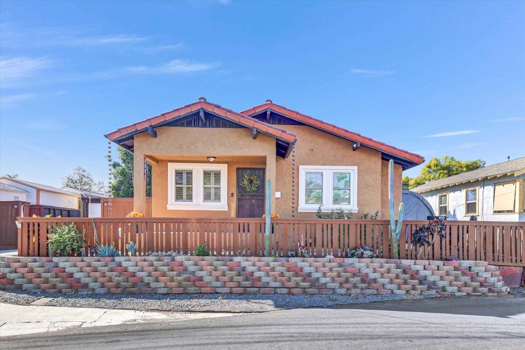 3544 Boundary Street Property Photo 1